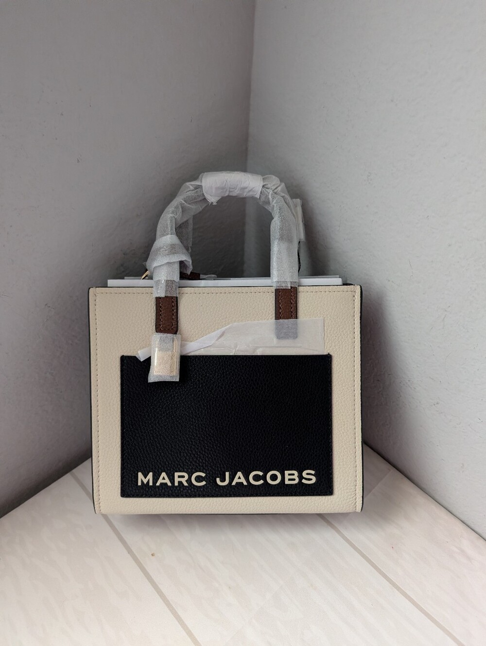 NWT Marc Jacobs Mini CB Bold Grind Tote Crossbody in Marshmallow Multi